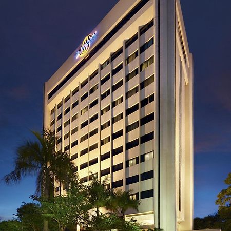 Singgasana Hotel Makassar Luaran gambar