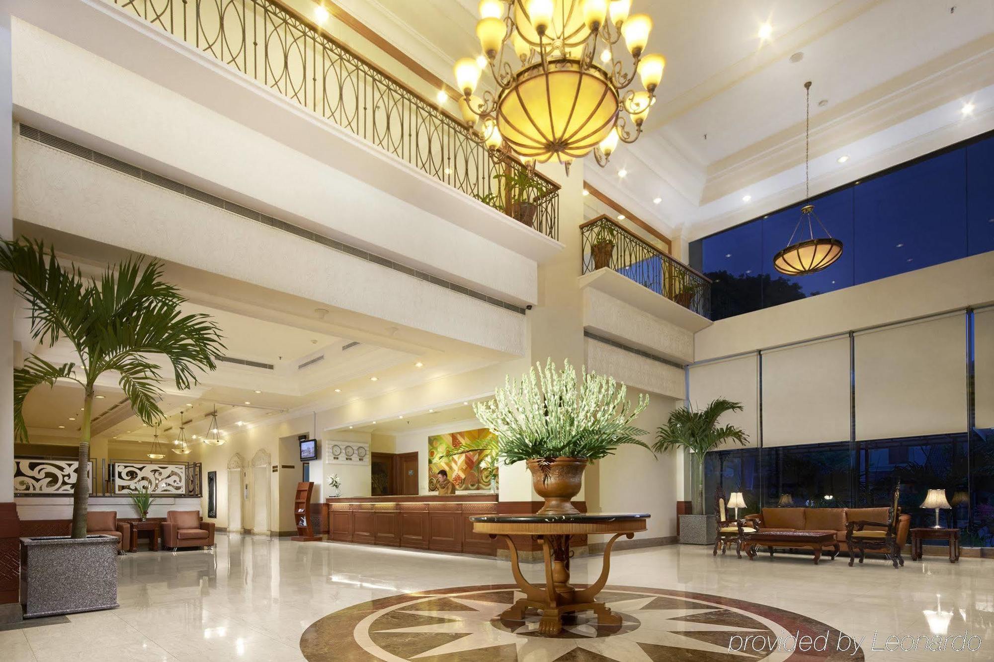 Singgasana Hotel Makassar Luaran gambar